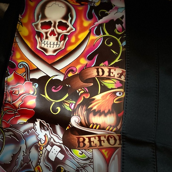 Brand new Don Ed Hardy designs messenger bag. - Picture 6 of 10